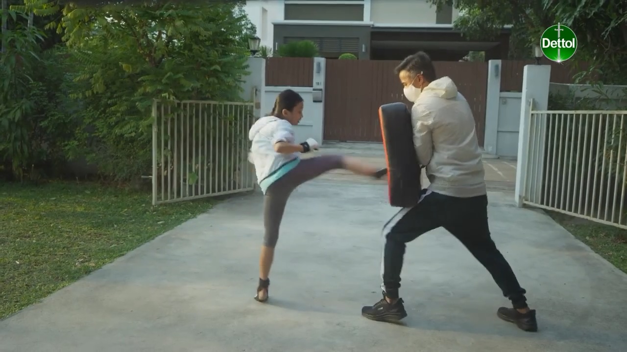 Dettol Scene 4